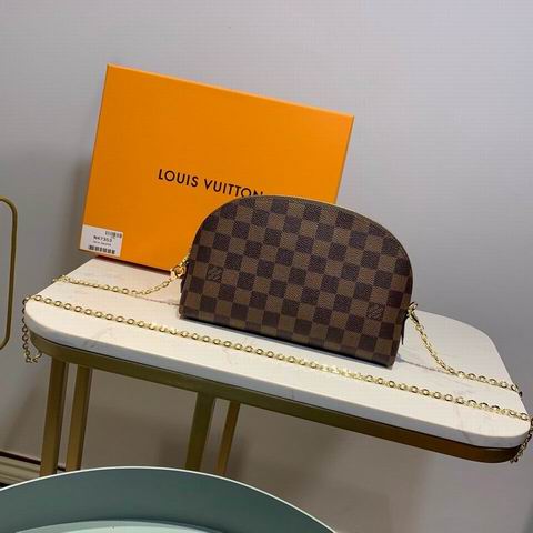 Louis Vuitton Beauty Bag ID:20230215-51